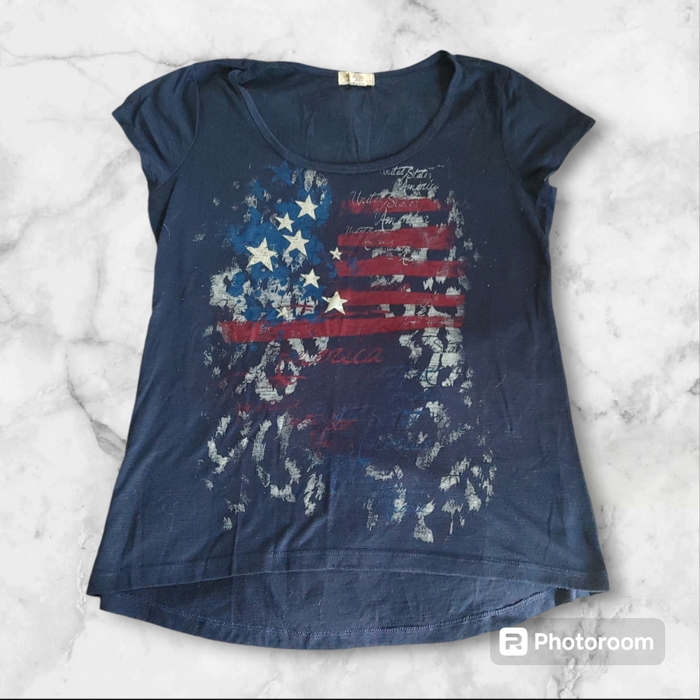 Madison and Berkley Large shirt